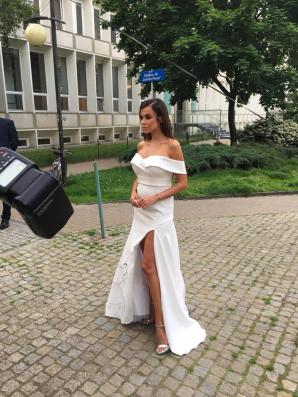 [VIDEO] Wielka Gala Gwiazd Plejady pełna znakomitych osobistości. Krzysztof Rutkowski z narzeczoną Mają Plich przyjechał Lamborghini